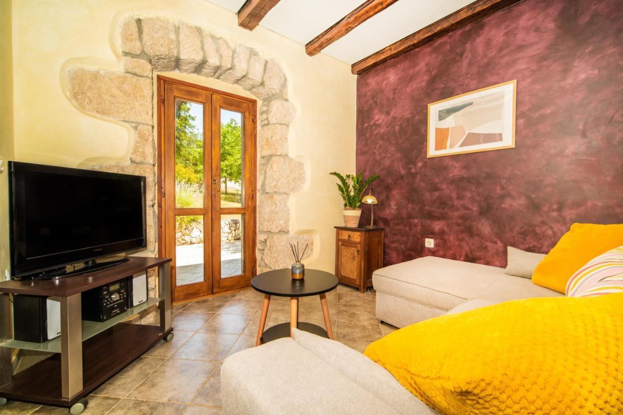 House Luce Villa Krapan Exterior photo